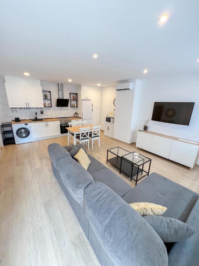 Lovely Flat Torremolinos Center 2 Bedrooms Bagian luar foto