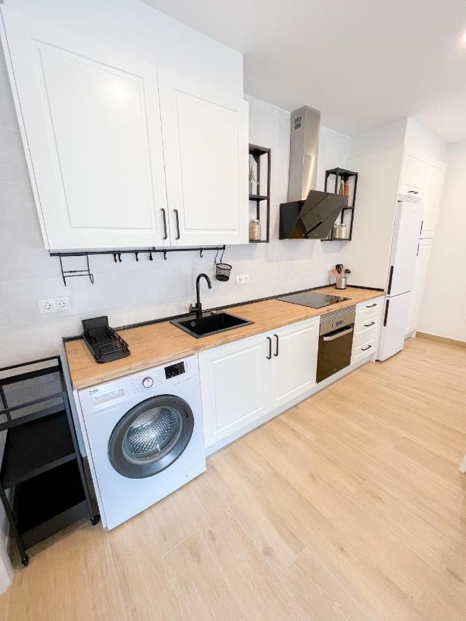 Lovely Flat Torremolinos Center 2 Bedrooms Bagian luar foto