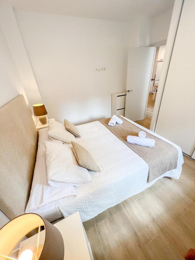 Lovely Flat Torremolinos Center 2 Bedrooms Bagian luar foto